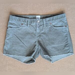Gap Women's Green Corduroy Mid Rise Shorts